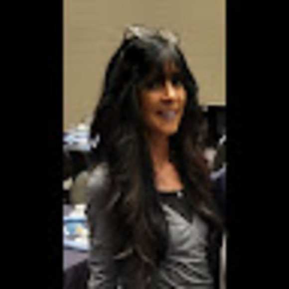 Meet your Posher, Juli - Picture 1 of 1